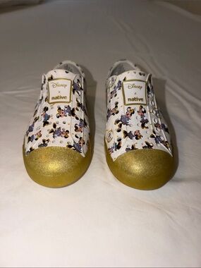 Disney x Native Minnie Mouse 50th Anniversary Jefferson Shoe